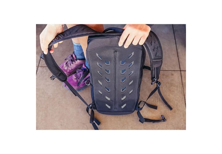 Sac à dos Nano 18 Gregory Optic Black : randonnée ou escapades urbaines