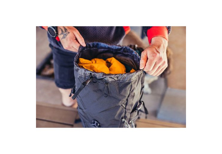 Sac à dos Nano 28 Gregory Optic Black : randonnée ou escapades urbaines