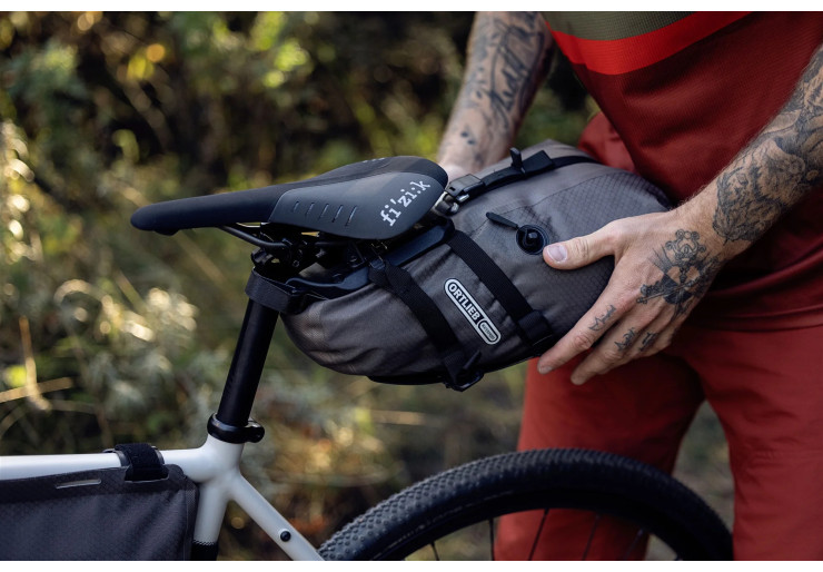 Sacoches de selle Seat-Pack 16.5L Dark Sand Ortlieb